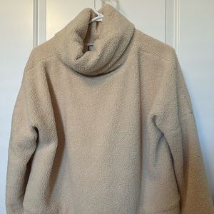 Tuckernuck sherpa pullover